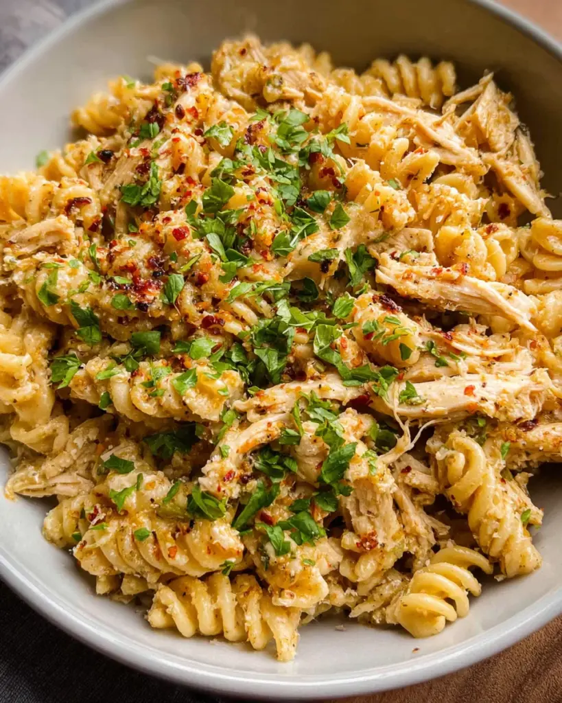 Crockpot Garlic Parmesan Chicken Pasta
